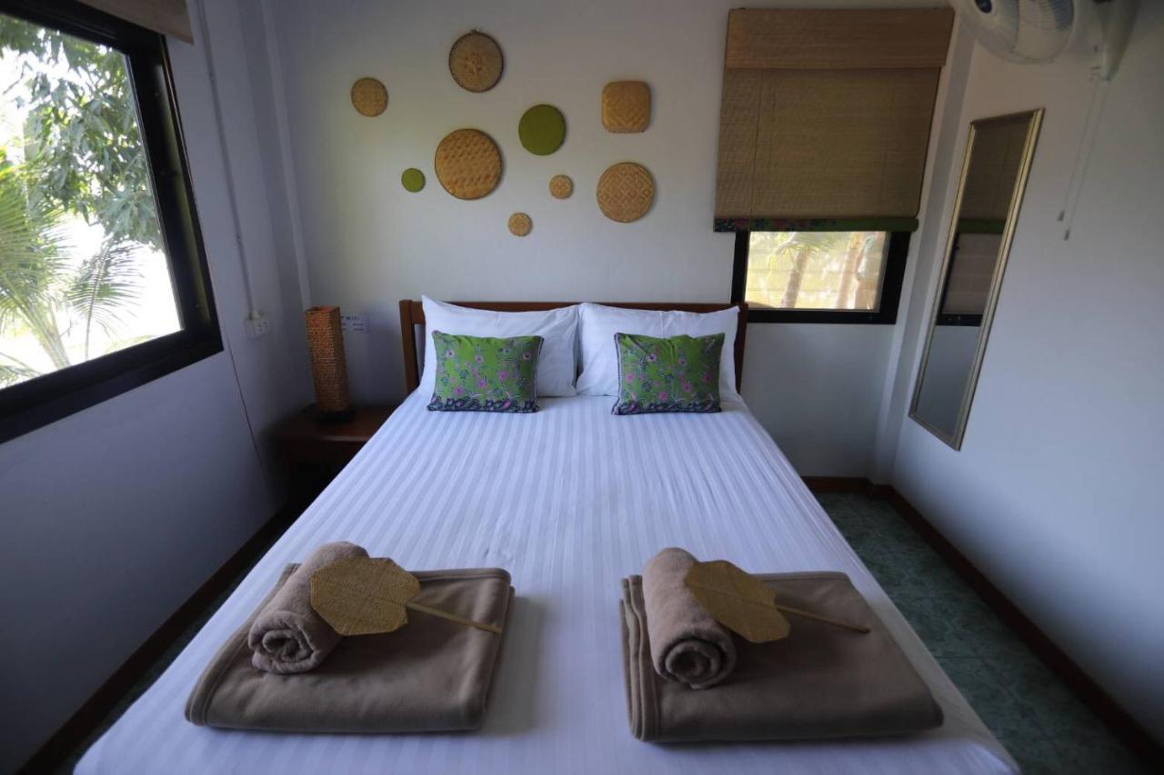 Thipwararom Homestay Takuapa